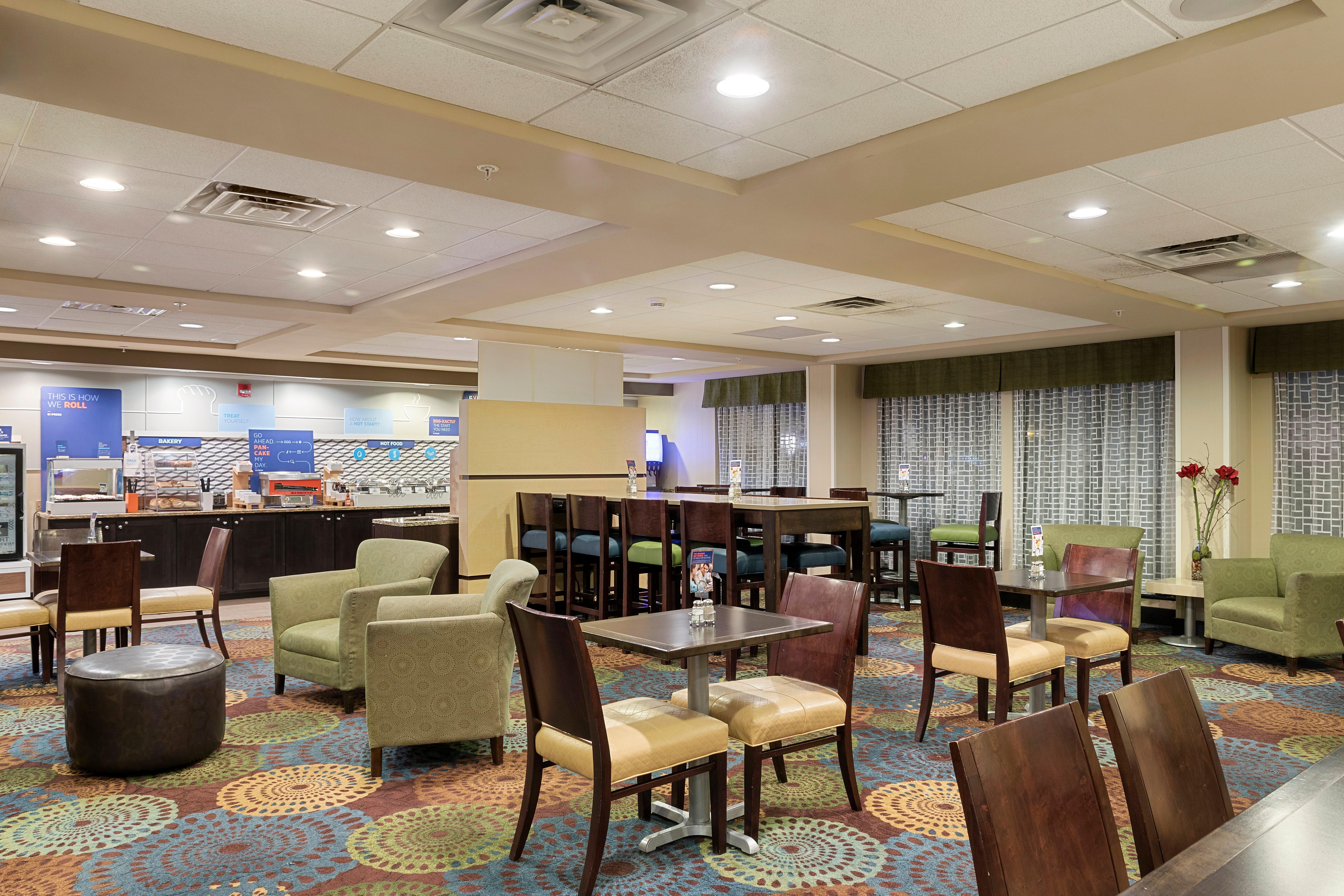 Holiday Inn Express Bloomington West By Ihg Luaran gambar