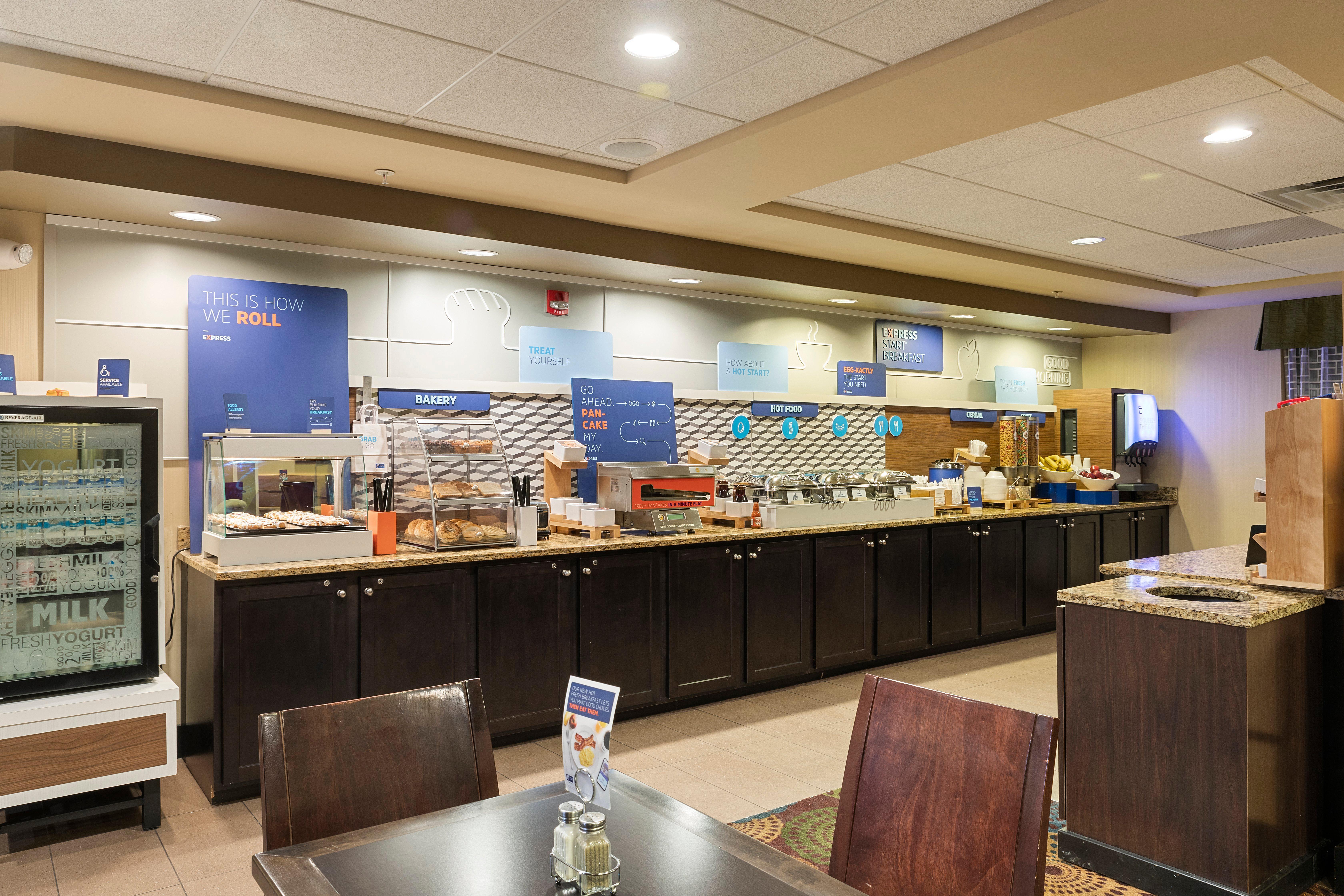 Holiday Inn Express Bloomington West By Ihg Luaran gambar