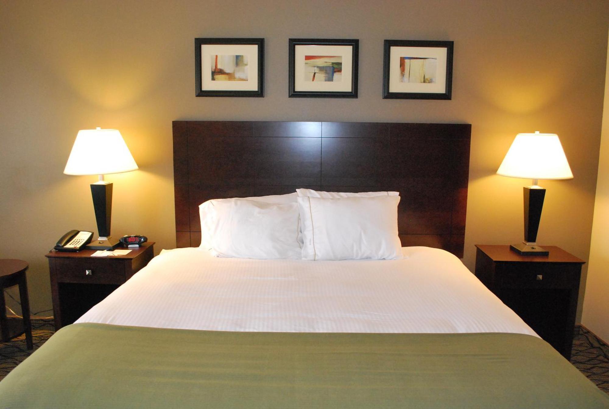 Holiday Inn Express Bloomington West By Ihg Luaran gambar